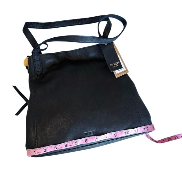 Margot New York Leather Tote Bag - Picture 14 of 16